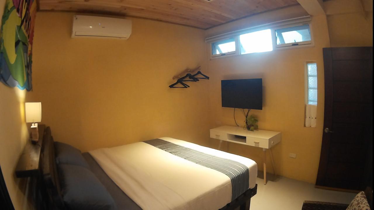 On Board Hostel Mancsou Kültér fotó